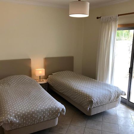Apartamentos Pomba Branca Olhos de Agua  Exteriör bild