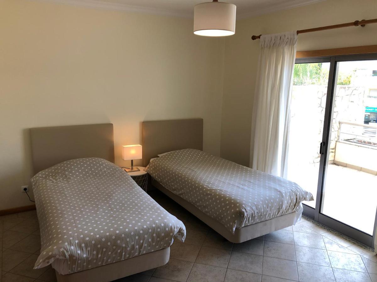 Apartamentos Pomba Branca Olhos de Agua  Exteriör bild